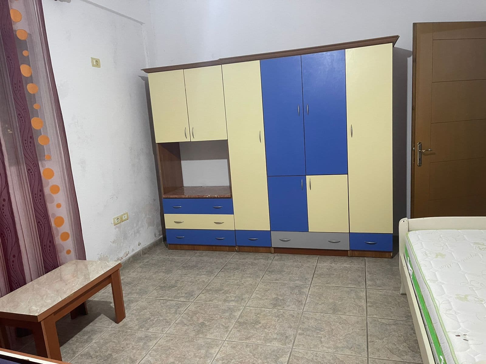 Shtëpi 1+1 me Qira në Rruga 5 Maji, Tiranë - 300€ | 70 m² 3