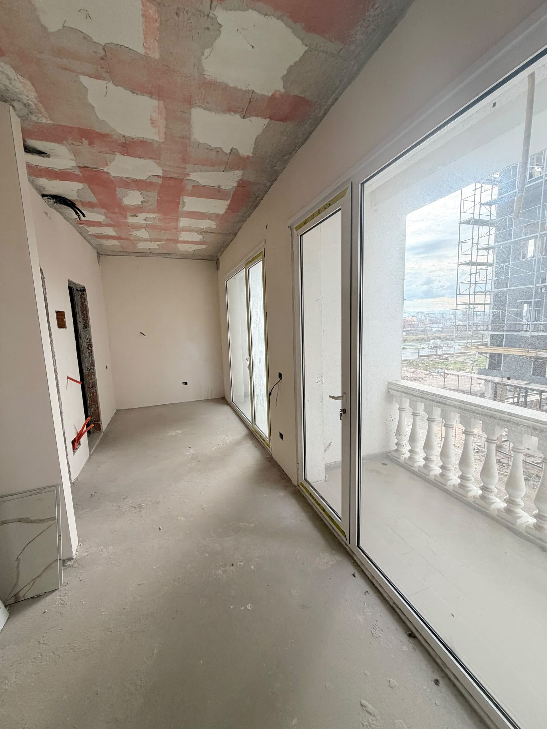 Ambient Komercial MULTIFUNKSIONAL Me Qira në Paskuqan, Tiranë - 500.000All | 537 m² 4