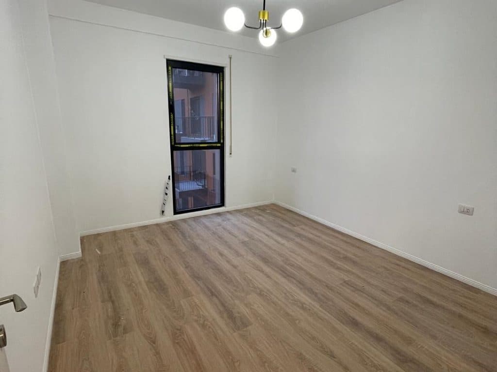 Shitet apartament 1+1 ne Xhamllik Kompleksi "ASL" 2
