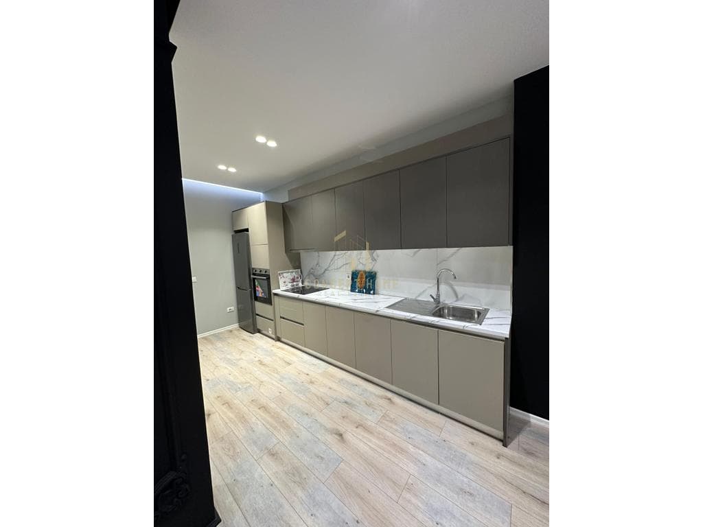 Apartament Modern 2+1+2 Me Qira në Kamez, - 500€ | 130 m² 3