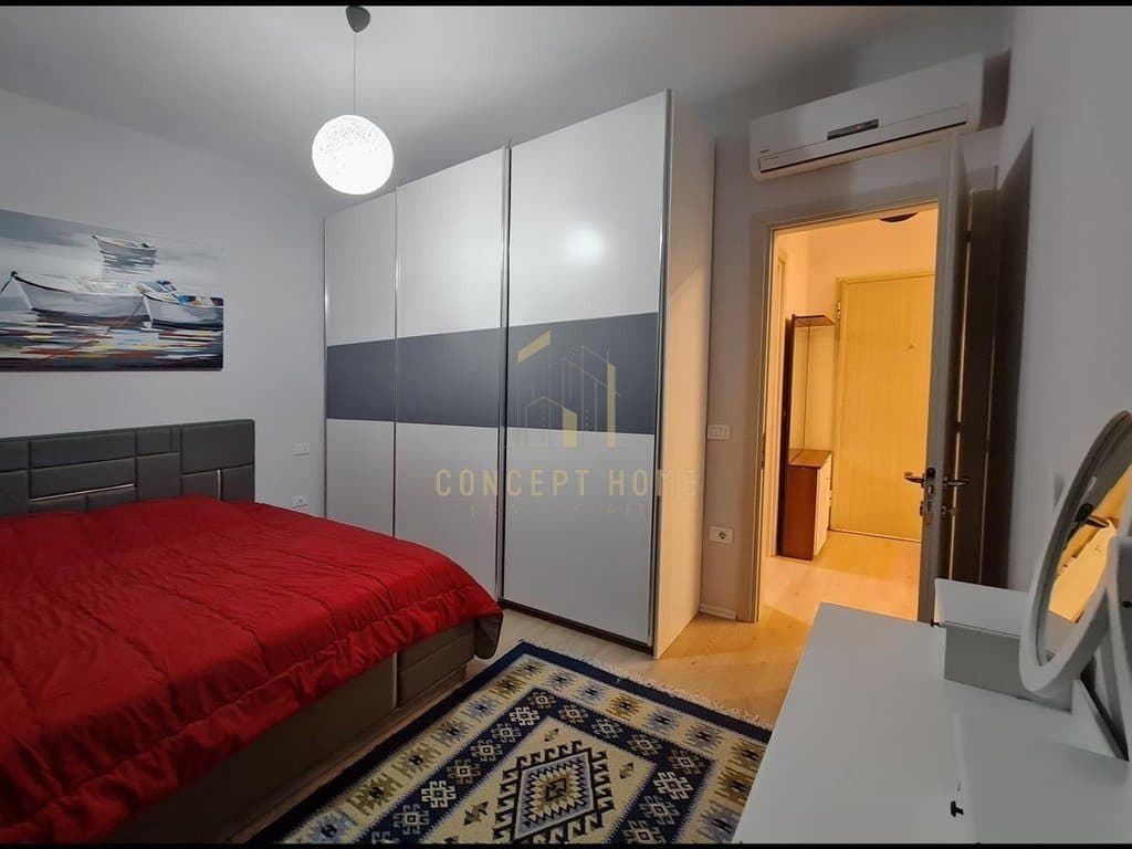 Jepet me qera apartament 1+1 4