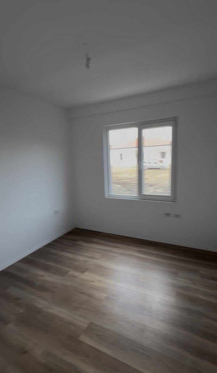 Shitet Apartament 2+1+P ne Paskuqan /140.000 euro 2