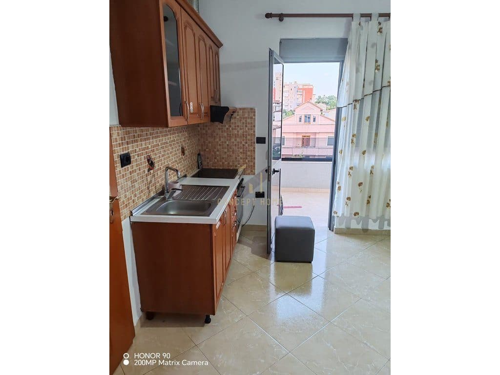 Jepet me qera apartament 1+1 ne Astir. 3