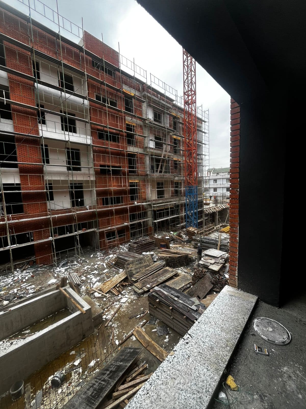 Shitet apartament 2+1+2 ne Paksuqan ( Unaza e Madhe )