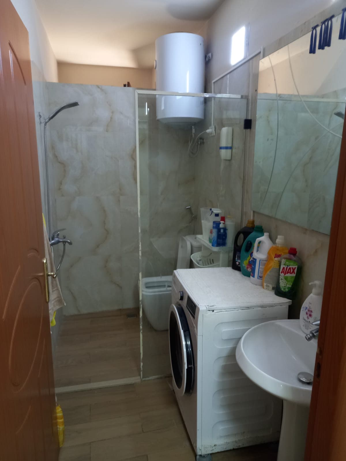 Shitet apartament 2+1 ne Fresk 3