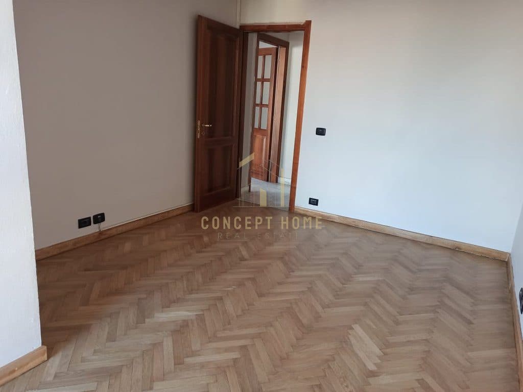 Jepet me qera ambient per zyre ne Qender 4
