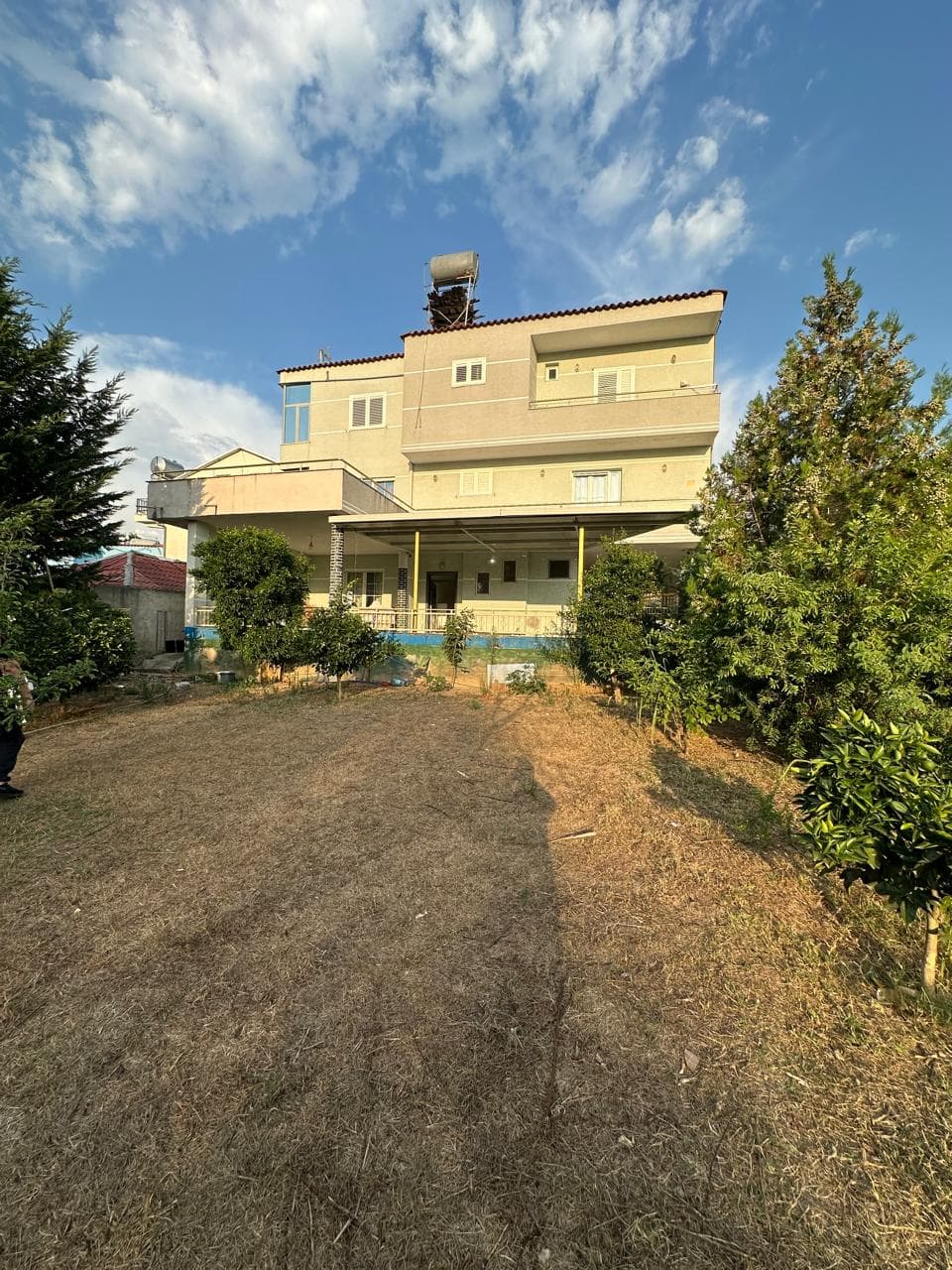 Shtëpi dy kate me Qira në Kamëz - 500€ | 300 m² 4