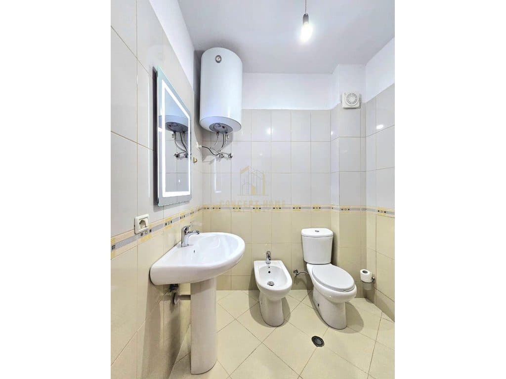 Jepet me qera apartamenti 2+1+2 ne Fresk 4