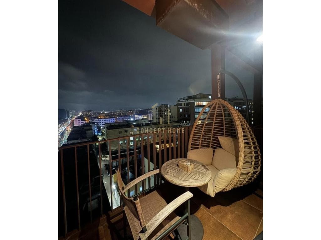Jepet me qera apartament 1+1 tek 4