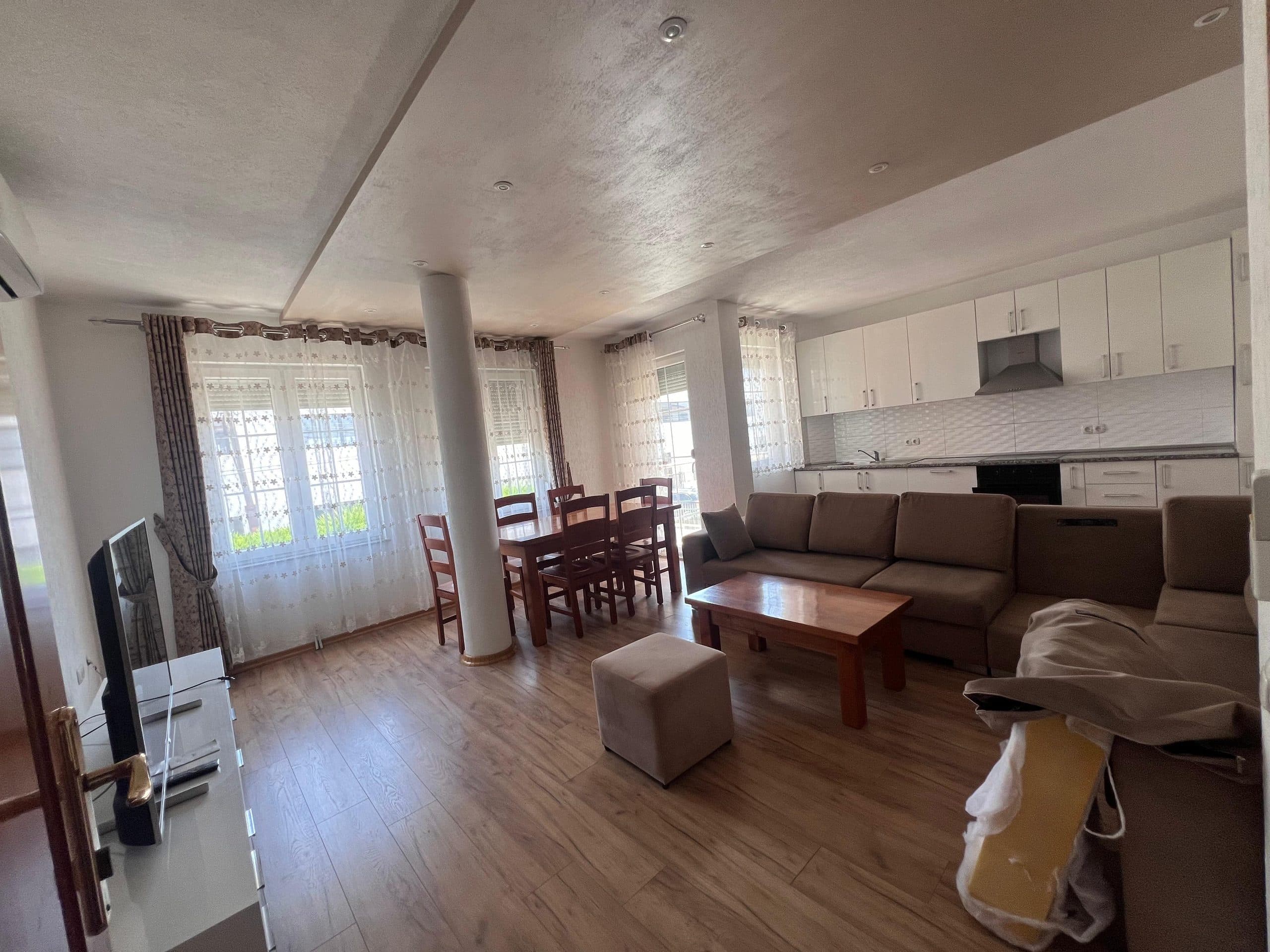 Jepet me qera apartament 2+1 ne 5 maji