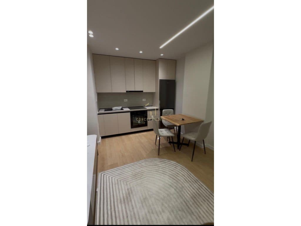 Jepet me qera apartament 1+1 ne Qender