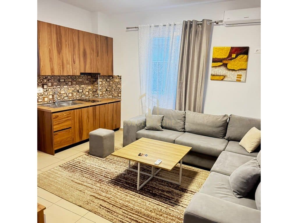 Apartament 1+1 Me Qira në Rruga 5 Maji, Tiranë - 500€ | 60 m²