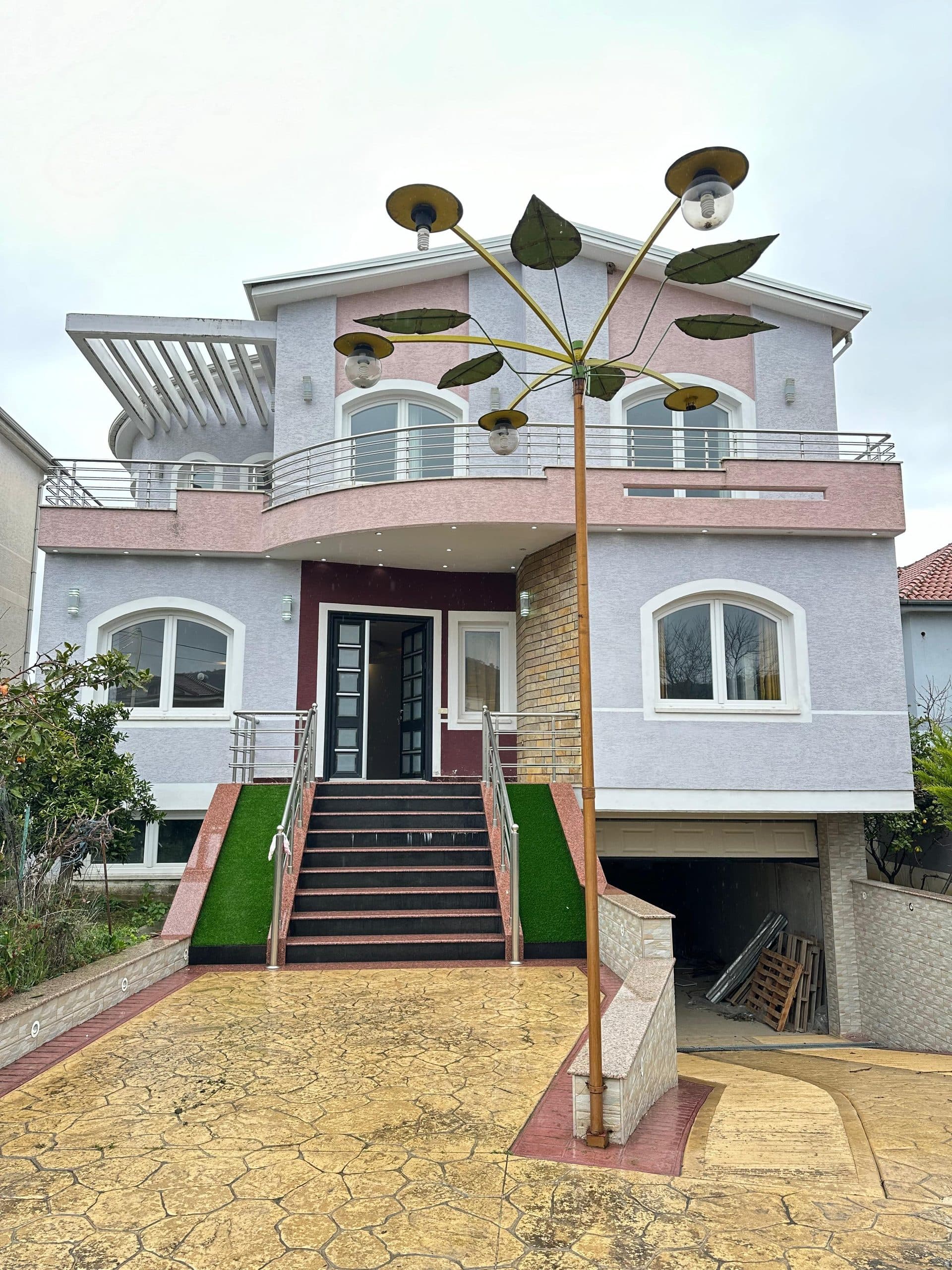 Super Vilë per Qira në Mjull - Bathore, Tiranë - 2000€ | 135 m² për kat.