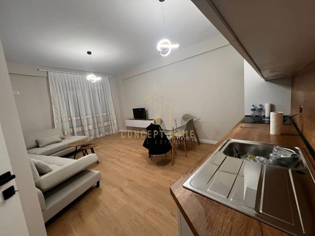 Jepet me qera apartament 2+1+2 ne Astir 2