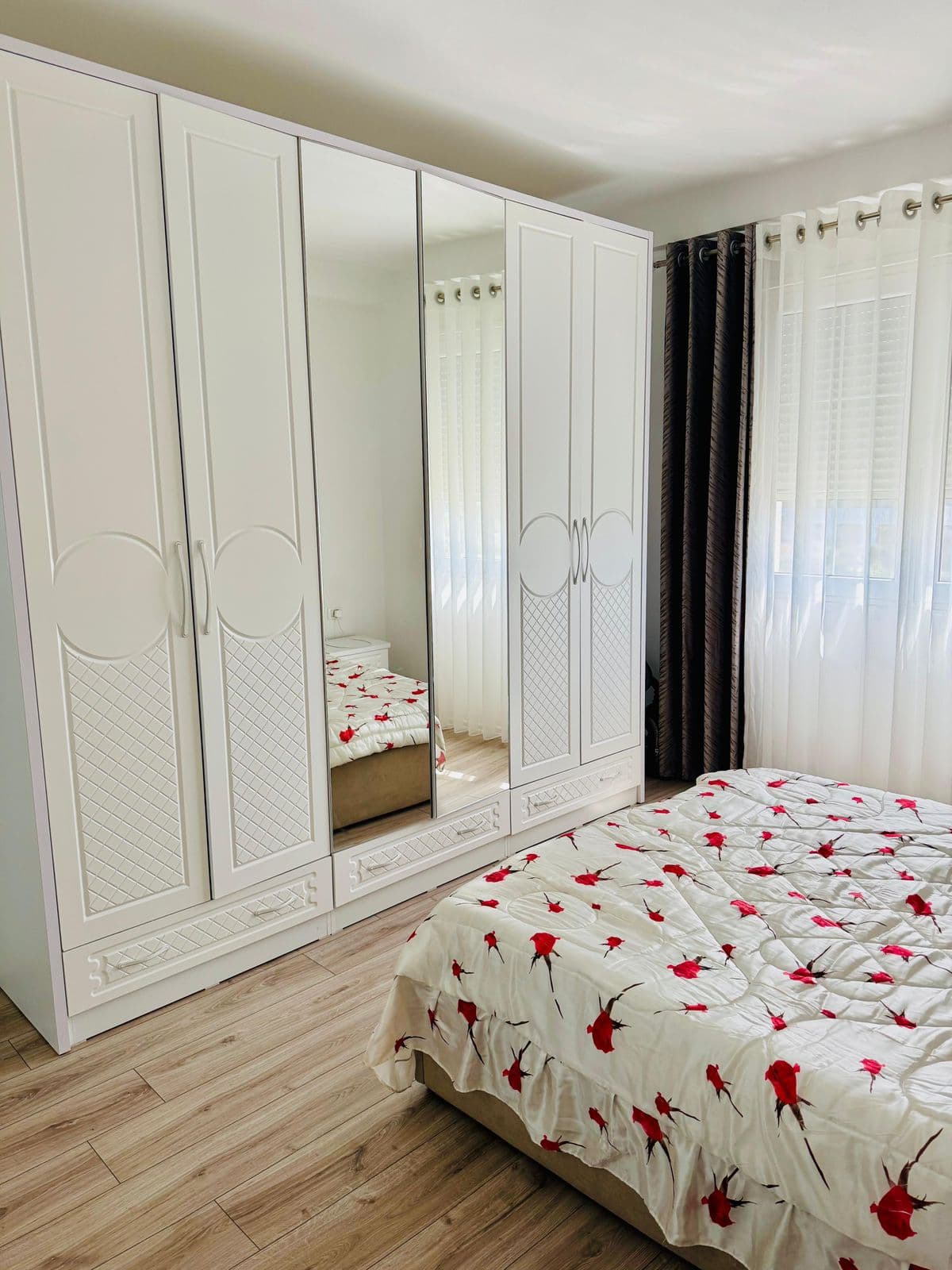 Apartament Modern 2+1 Me Qira në Kamëz - 40.000 lek / muaji| 114 m² 4