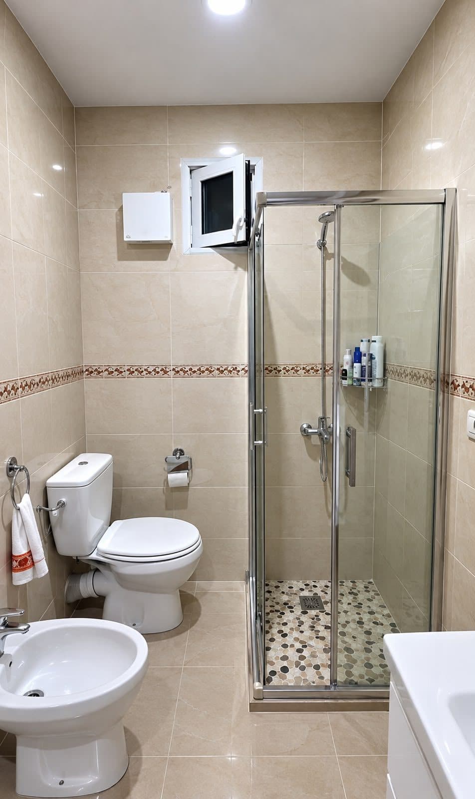 Shitet Apartament 2+1 tek Rruga e Kosovareve 3