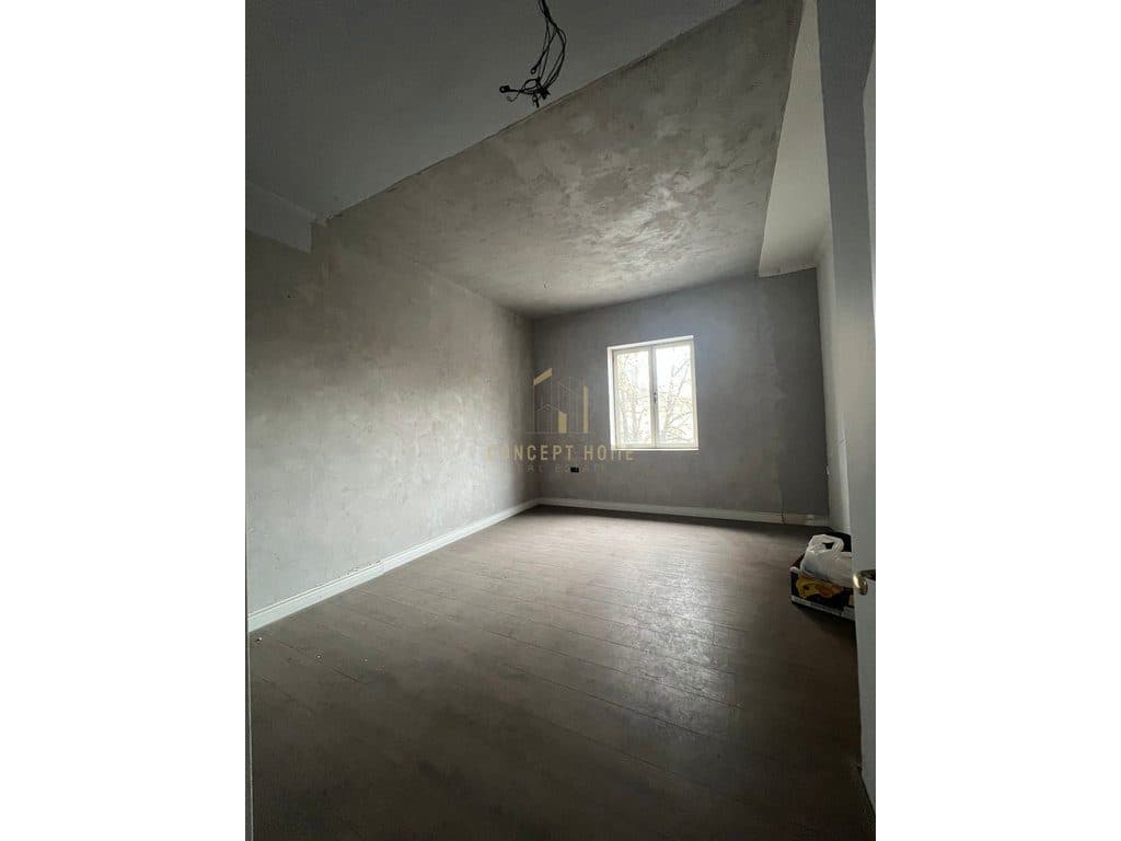Zyrë 2+1 Me Qira në Bllok, Tiranë - 1000€ | 95 m² 4