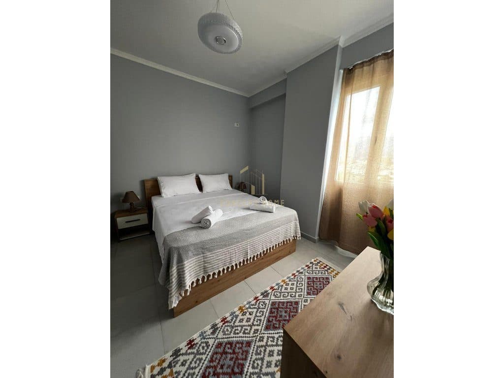 Jepet me qera Apartament 1+1 tek Oxhaku 4