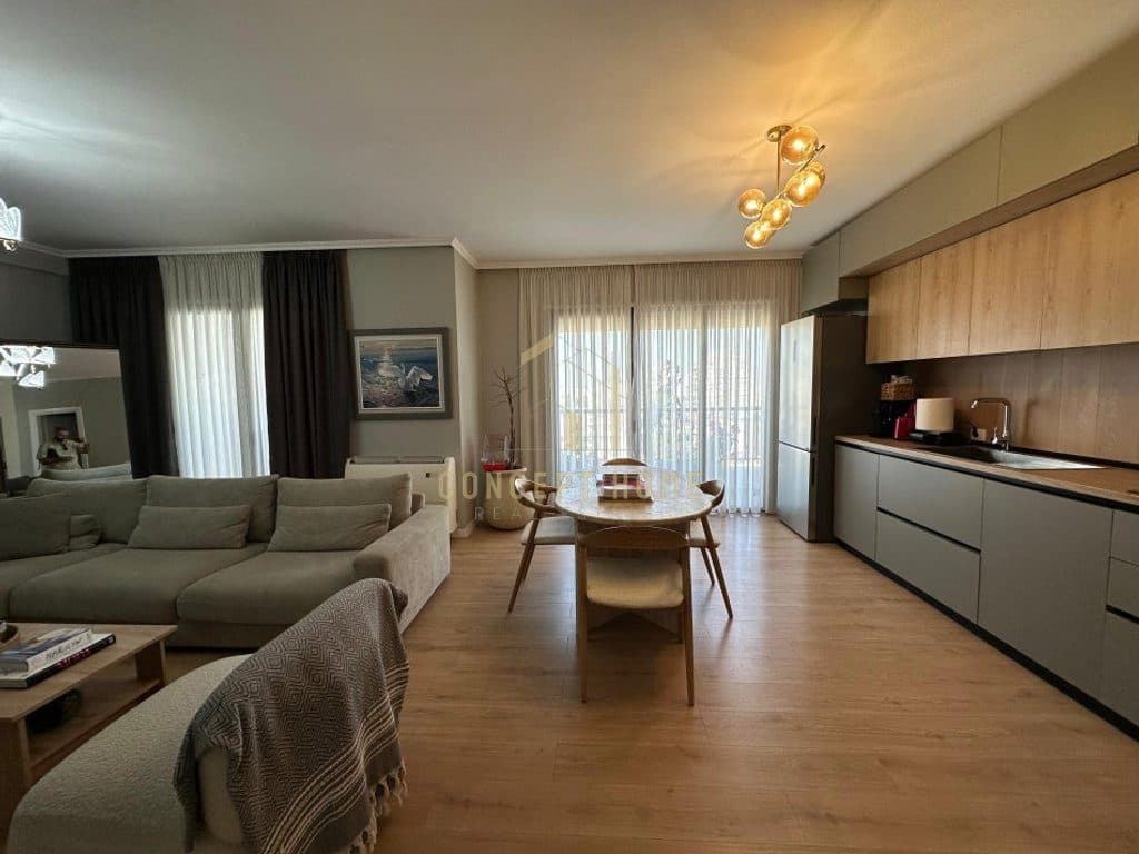 Jepet me qera apartament 2+1+2 tek Rruga e Durresit