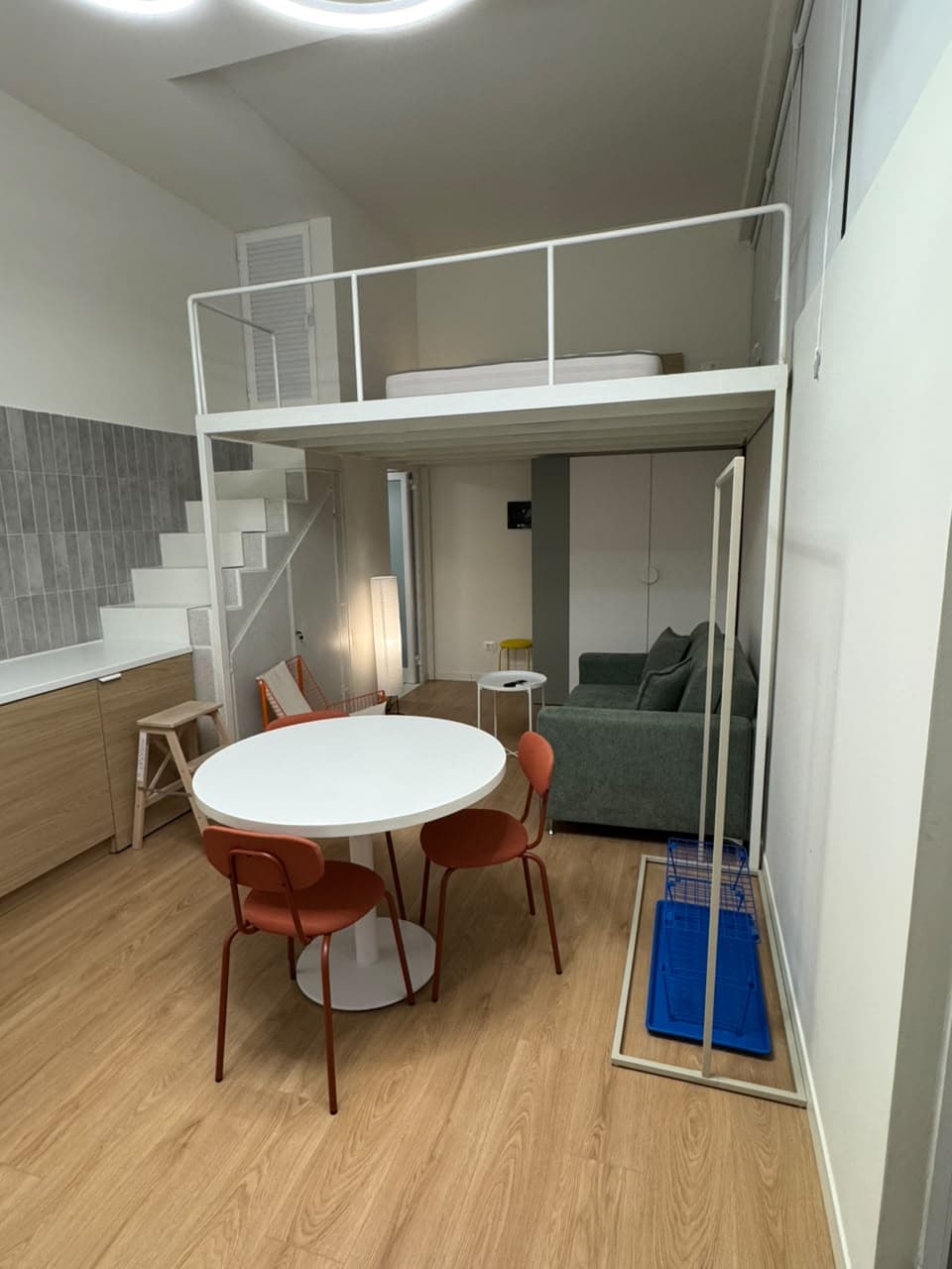 Jepet me qera apartament duplex ne Qytet Studenti