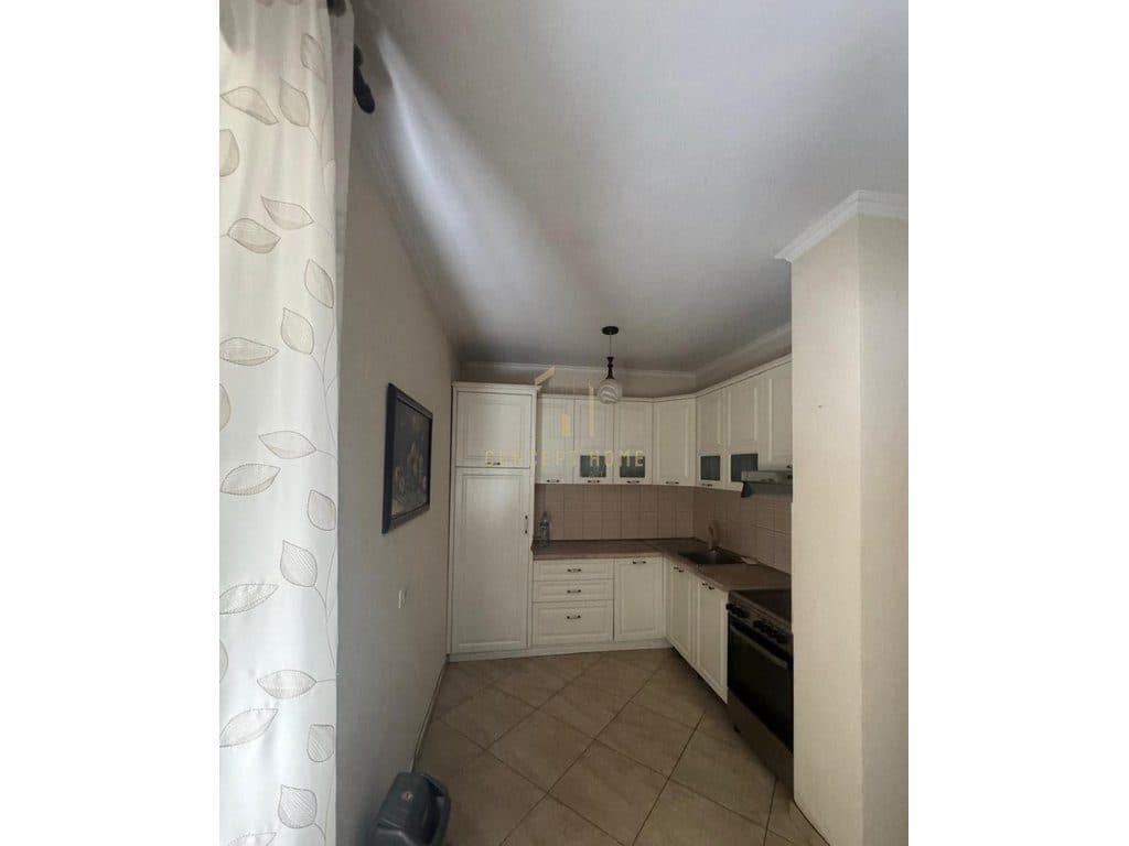 Jepet me qera apartament 2+1 ne Don Bosco/Cmimi: 65.000 ALL