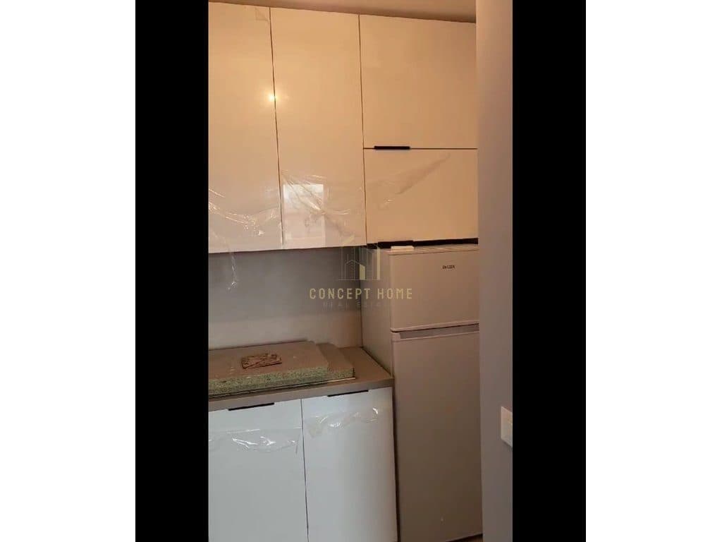 Jepet me qera apartament 2+1 Pazari i Ri 2
