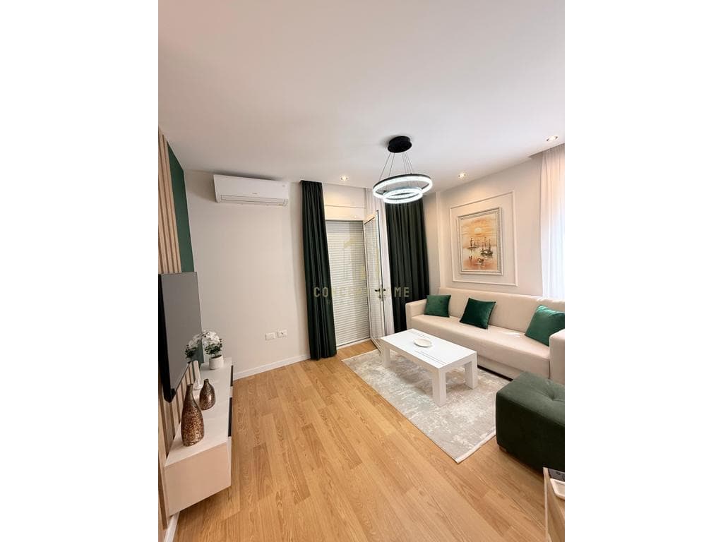 Shitet Super Apartament 2+1, tek Kopshti Zoologjik 4