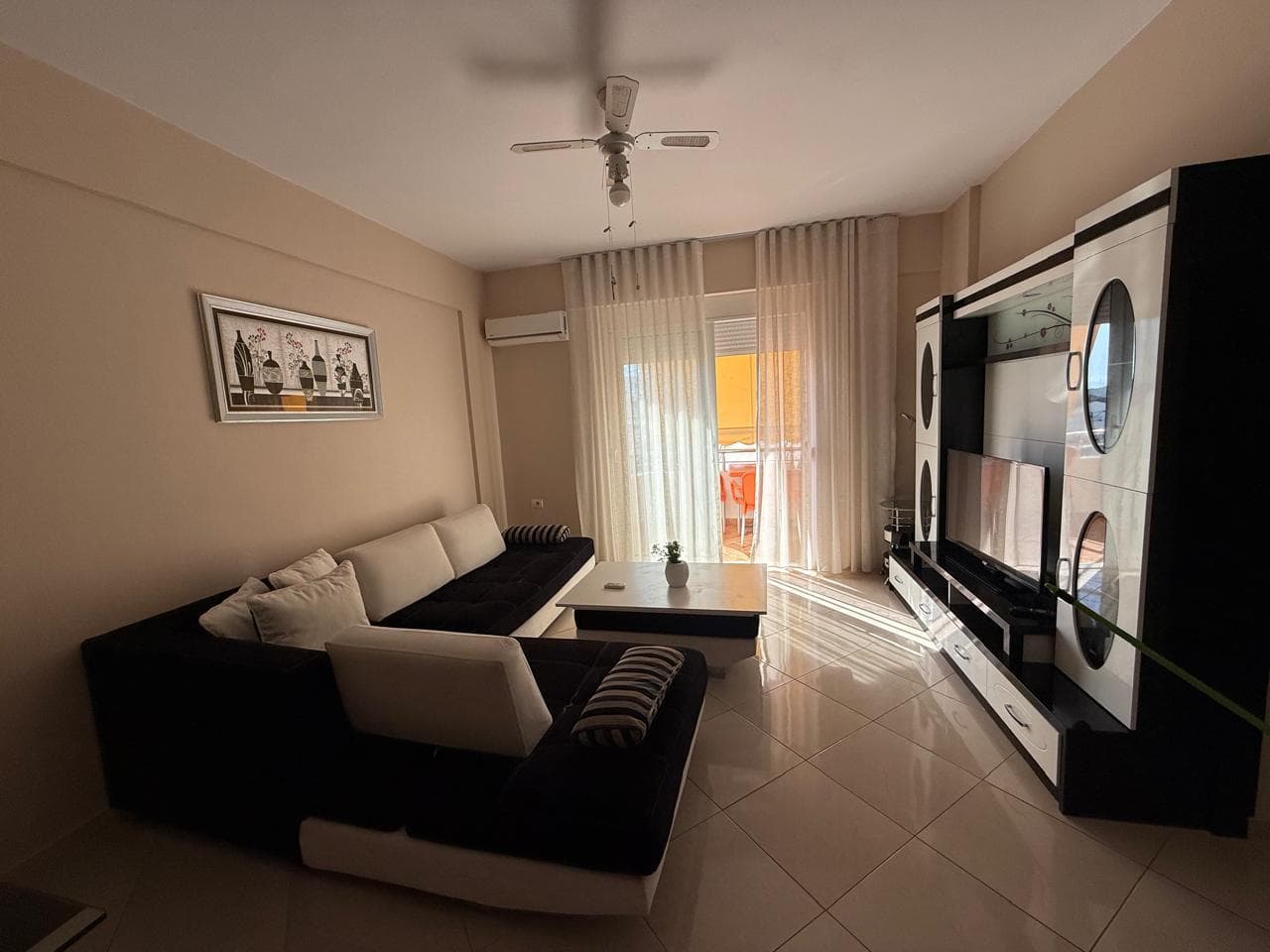 Shitet apartament 2+1 ne Sarand/180.000€ 4