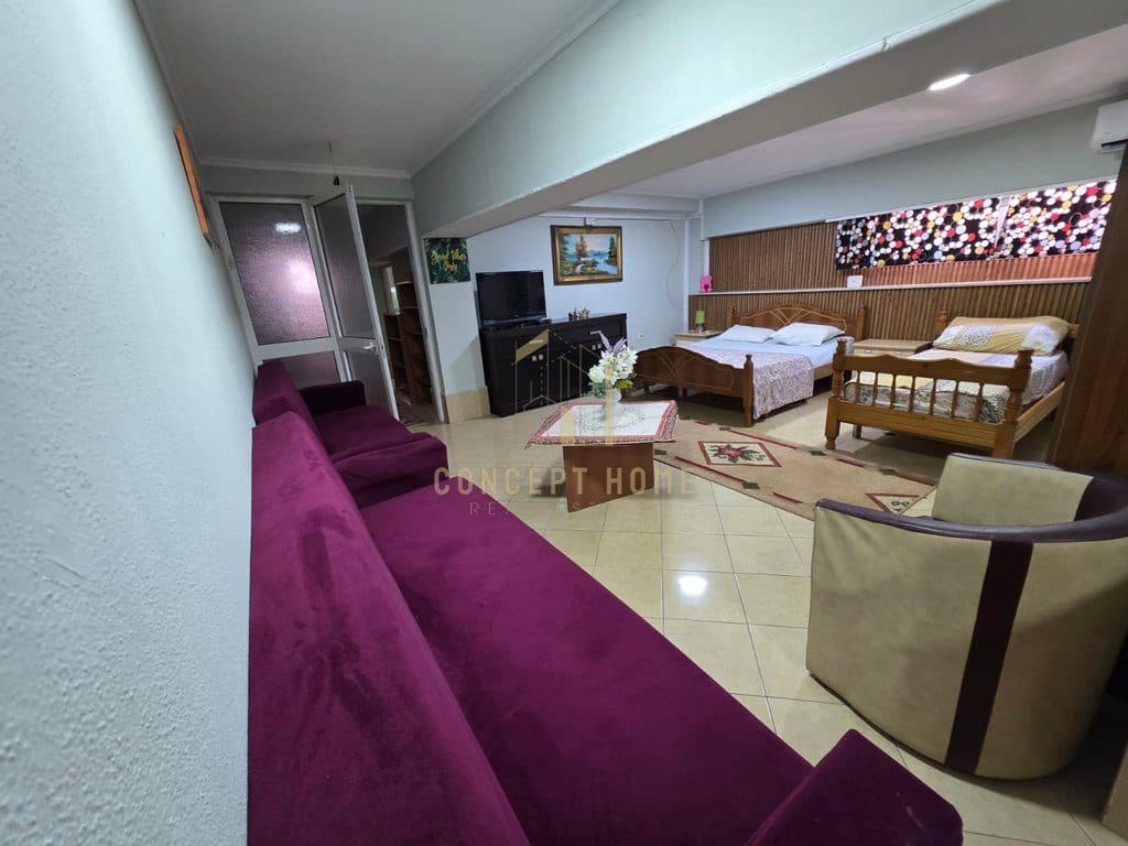 Jepet me qera apartament 1+1 ne Qender 3