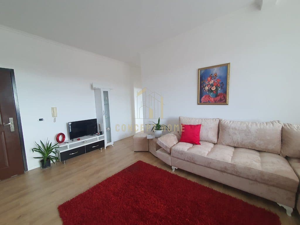 Shitet apartament 2+1 Yzberisht 2