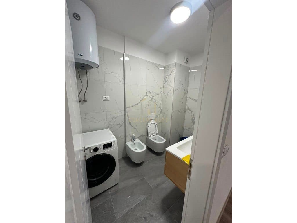 Shitet apartament 1+1 ne Astir