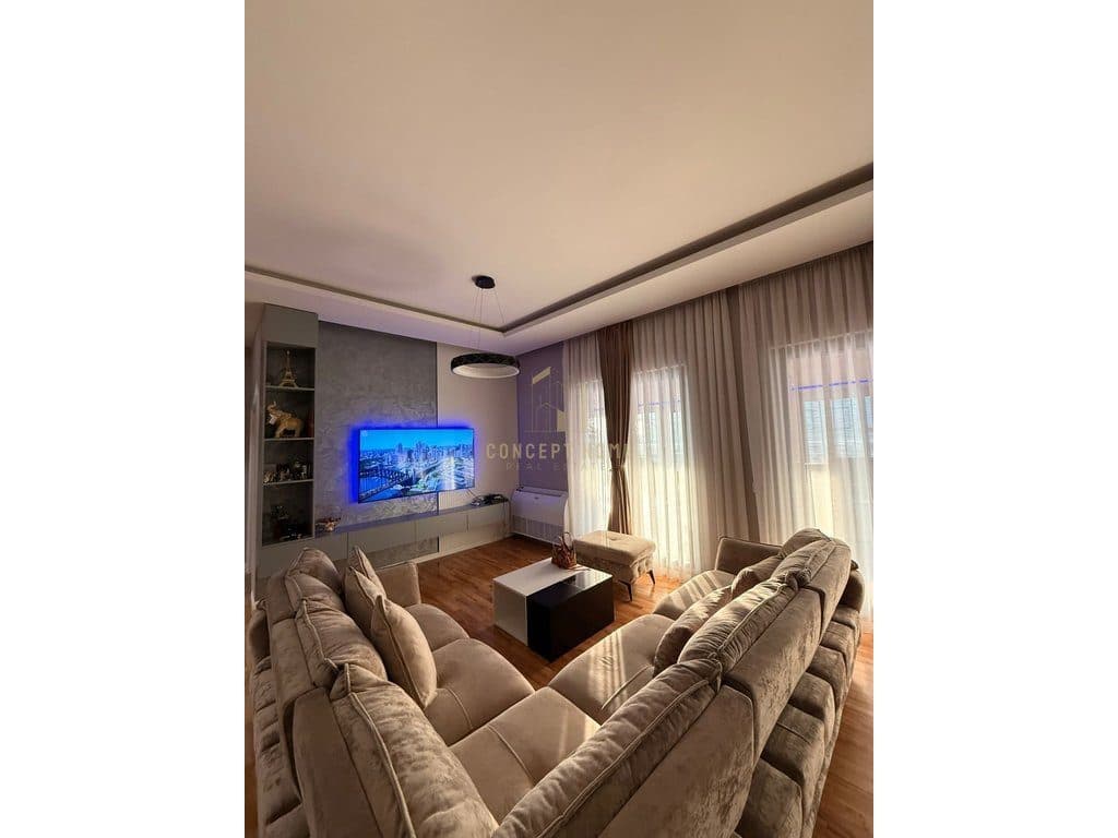 APARTAMENT (PENTHOUSE) NE SHITJE NE FRESK 2+1+2 (1 DHOME E DETIKUAR PER PALESTER) 3