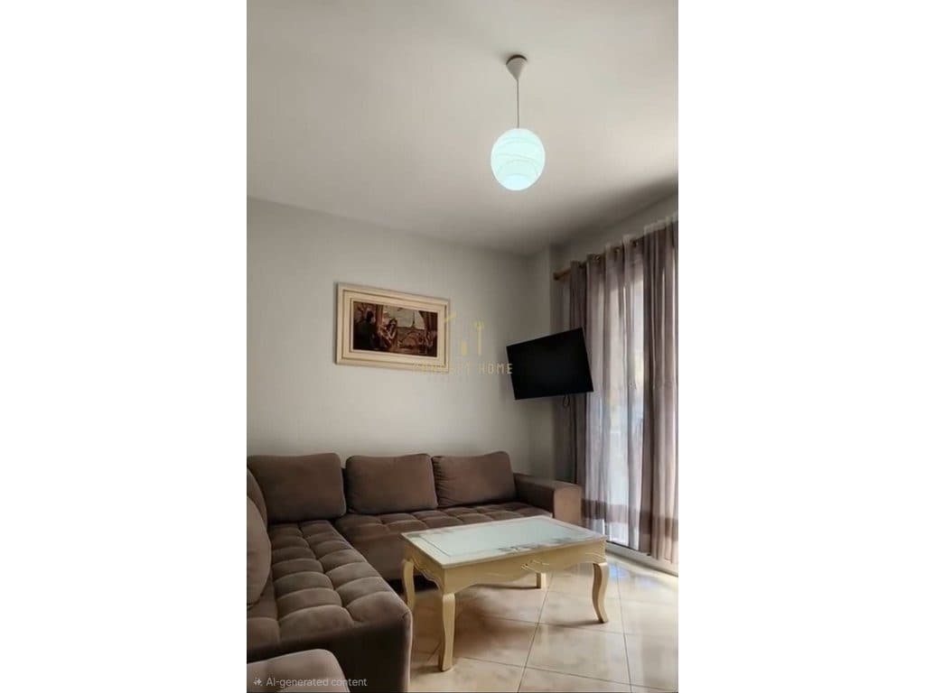 Shitet apartament 1+1 ne Fresk