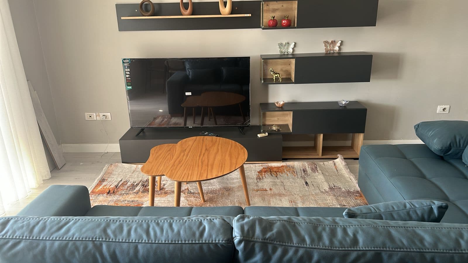 Jepet me qera Apartament 2+1 te Brryli/Çmimi: 660 Euro/muaj