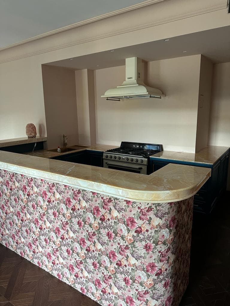Apartament 1+1 për Qira në Qendër, Tiranë - 1500€ | 150 m² 2