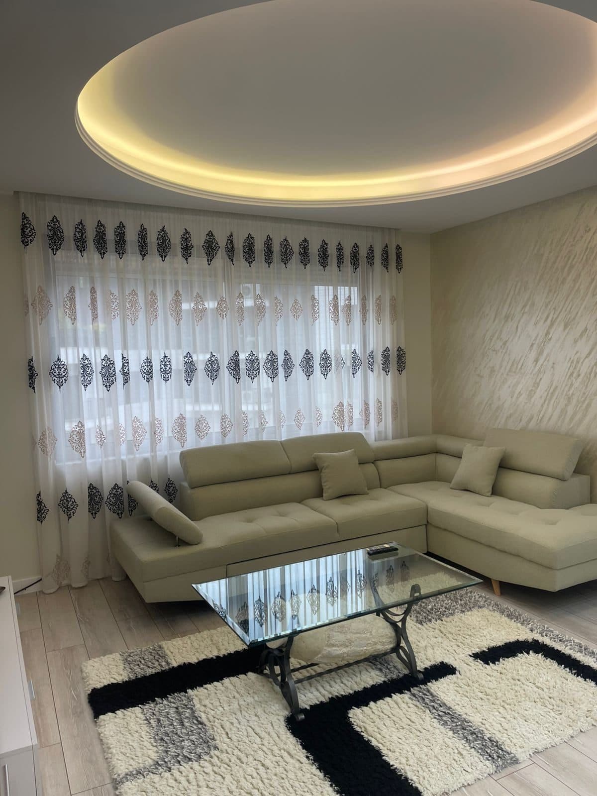 Apartament me qera 1+1 tek Rruga e Kosovareve