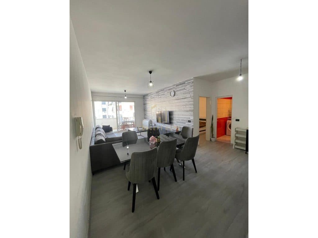 Shitet apartament 1+1 ne Astir 2