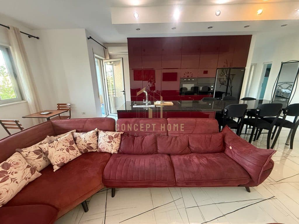 Jepet me qera apartament 2+1+3+depo Liqeni Thate 2