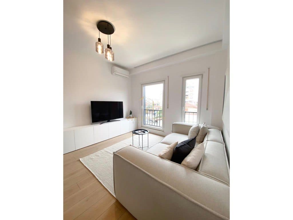 Apartament 1+1 me qera tek Jordan Misja.
