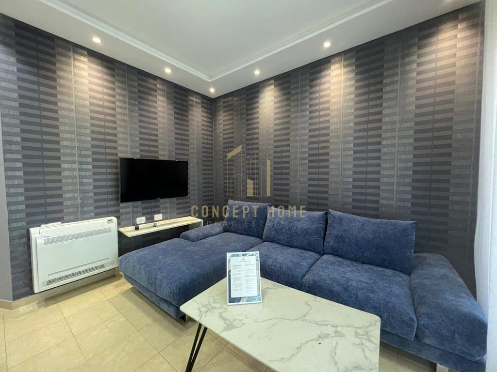 Shitet apartament 2+1+2 poste parkimi ne Hamallaj.