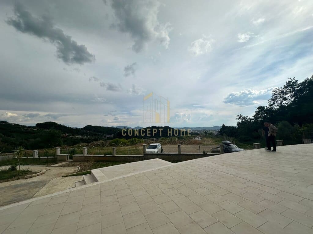 Bar/Restorant për Shitje në Tiranë - 1,065,000€ | 600 m²