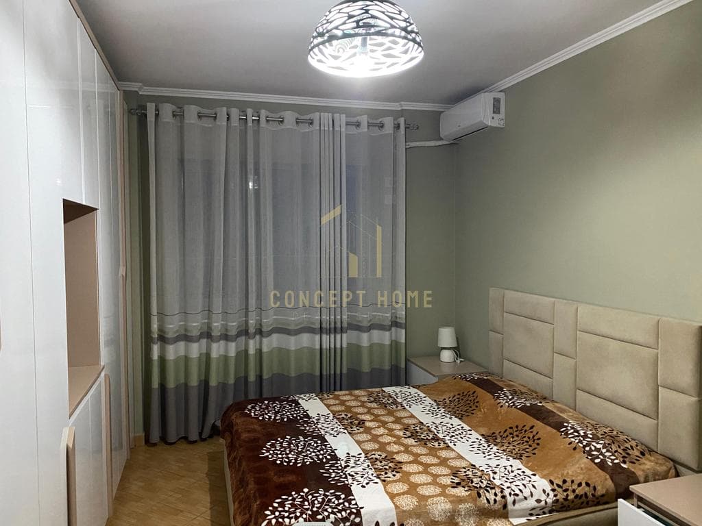Jepet me qera apartament 2+1+2 Bulevardi Bajram Curri 4