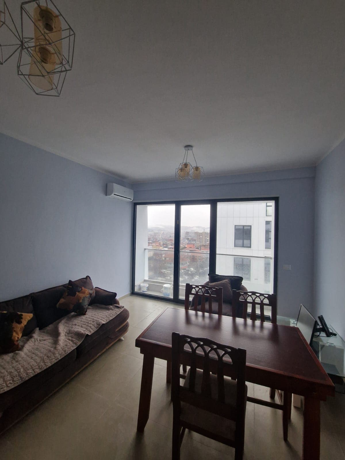 Jepet me qera apartament 2+1 ne Porcelan/530 Euro 4