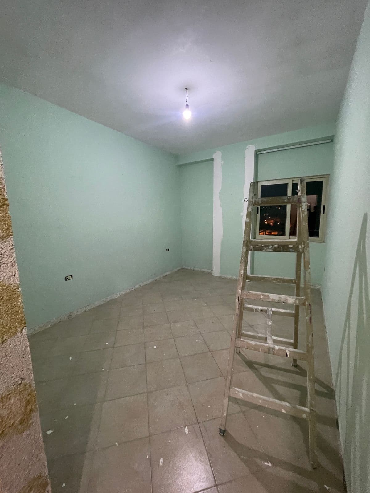 Shitet apartament 1+1 Yzberisht 3