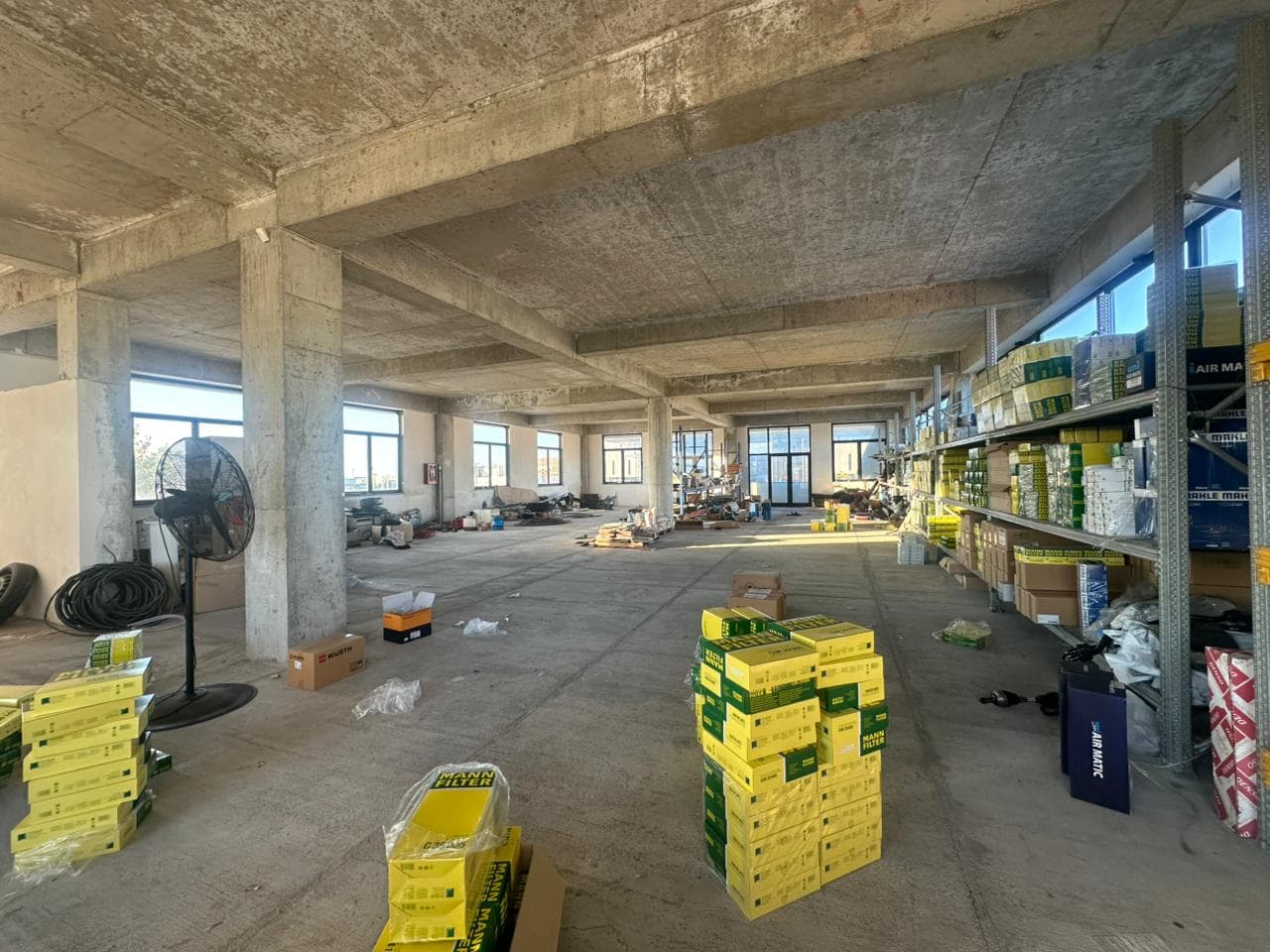 Jepet me qira ambient multifunksional, kati i 2, prane Delta Pharma Albania / Hyundai 2