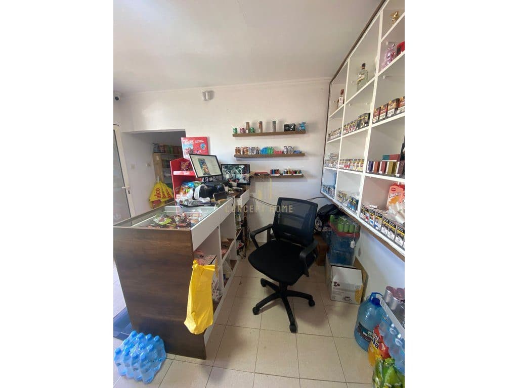 Shitet biznes i ngritur Tabachino, Laprakë/400€ qera, 3500€ shitje 2
