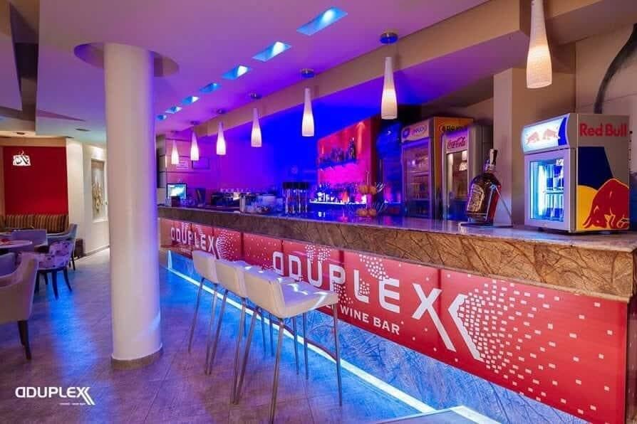 Jepet me qera lokal Duplex ne Korce - 1500€ | 370 m² 3