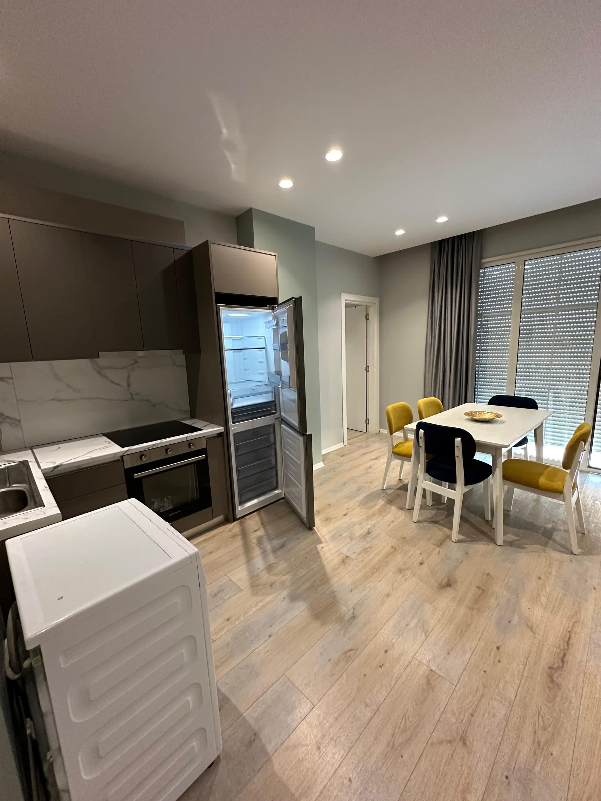 Apartament Modern 1+1 me Qira në Kamëz, Tiranë - 45.000 Lekë | 80 m² 3