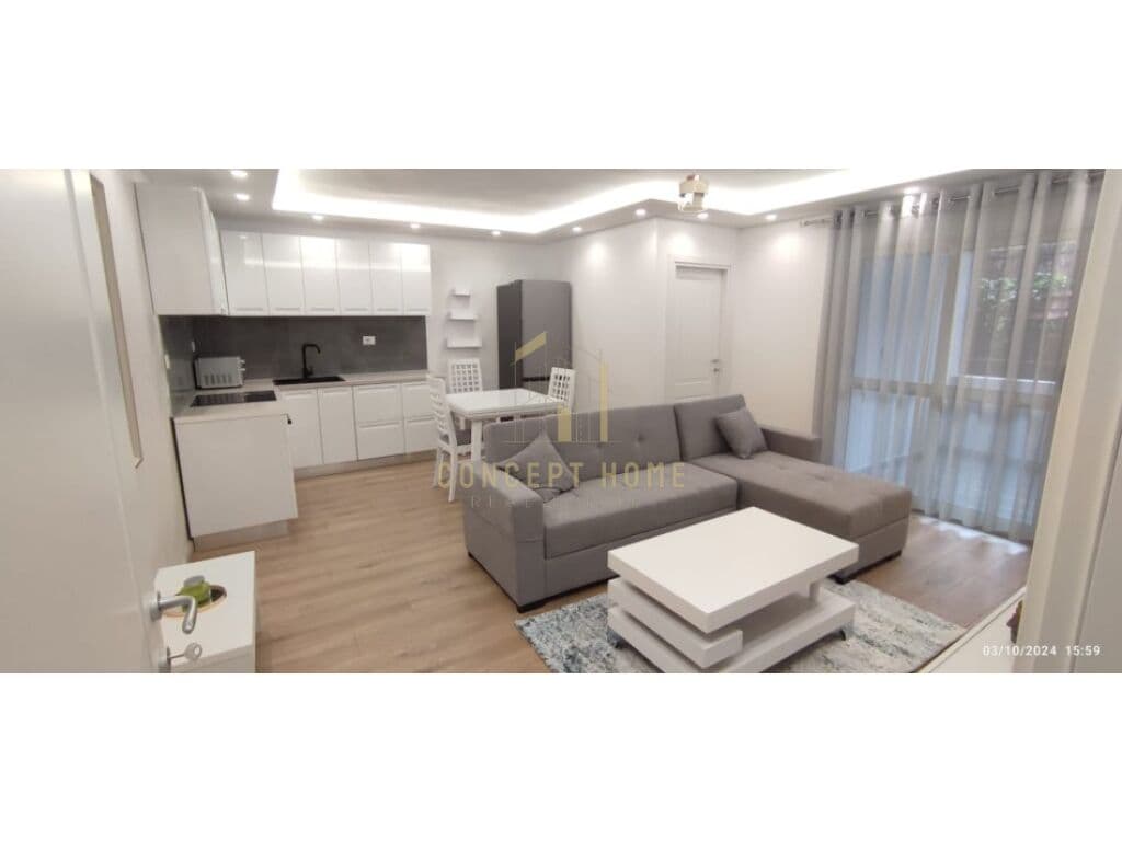Jepet me qera Apartament 2+1 Ne Qender