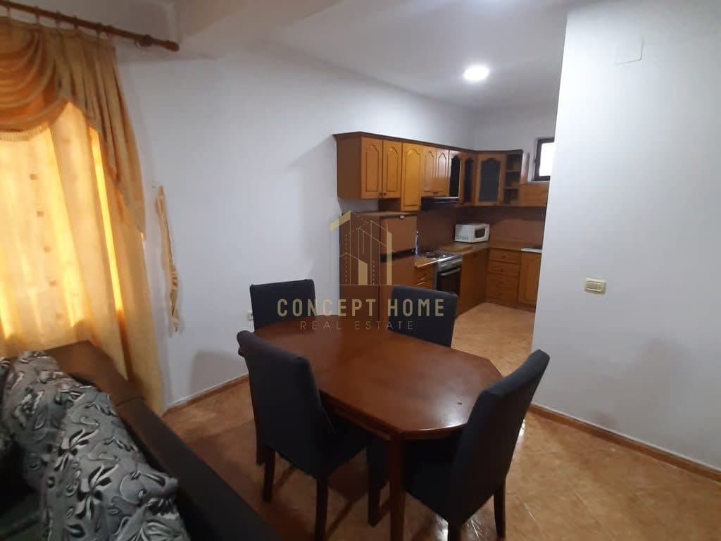 Jepet me qera apartament 1+1 ne 5 2